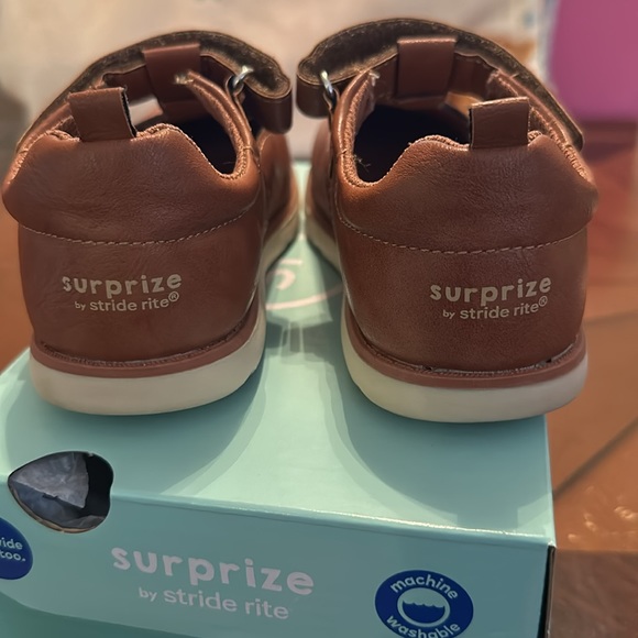 Stride-Rite toddler shoes - Picture 4 of 6